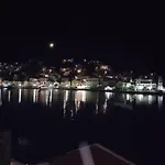 בית כפרי Pitini